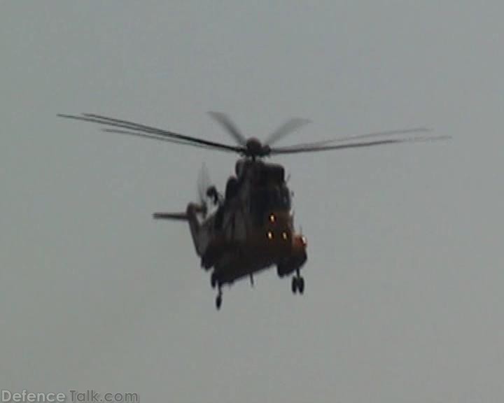 RAF   Sea King    ZA105