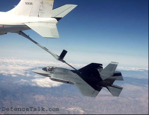 reabastecimento de um F35A
