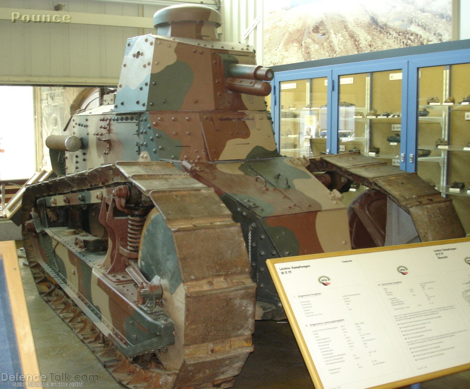 Renault FT-17