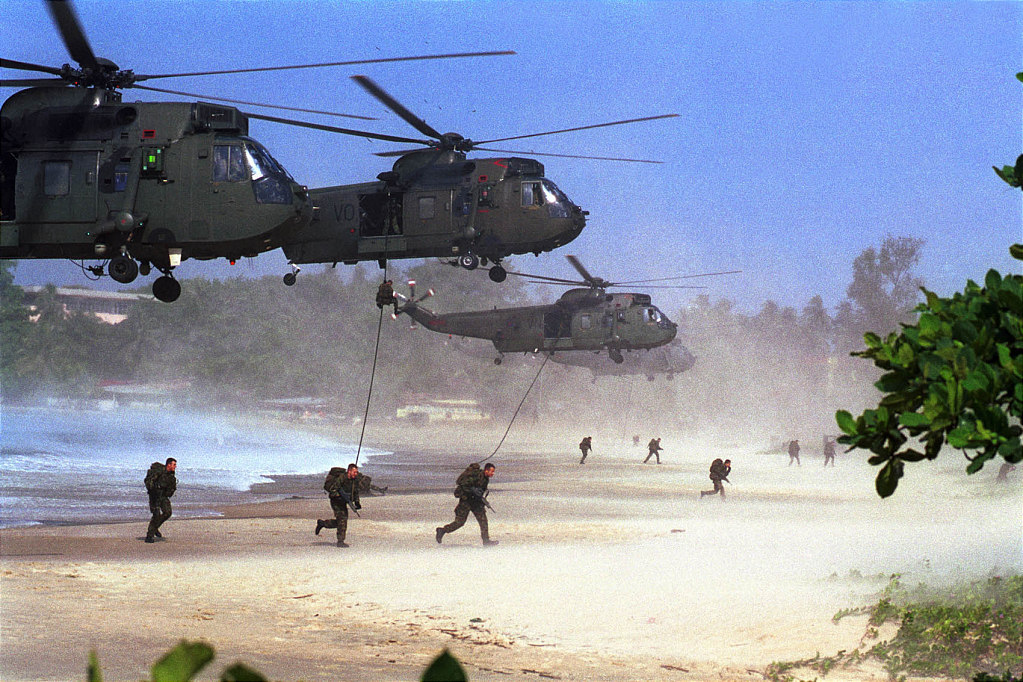 Royal Navy Sea King IV's land Royal Marines .Op Silkman, Sierra Leone.