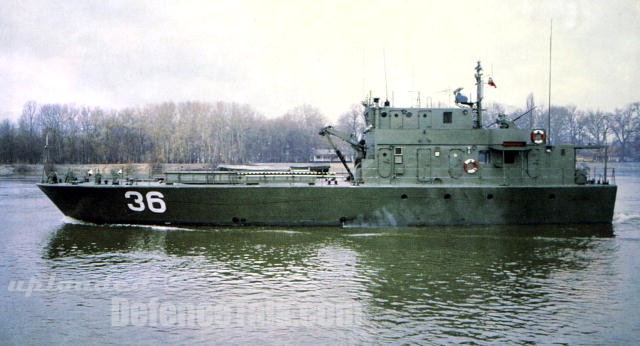 RSRB 36 degaussing ship