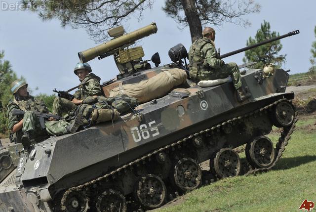 Russian troops, BMD-2