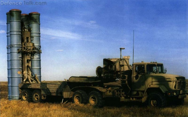 S-300PMU launcher with 48N6 missiles