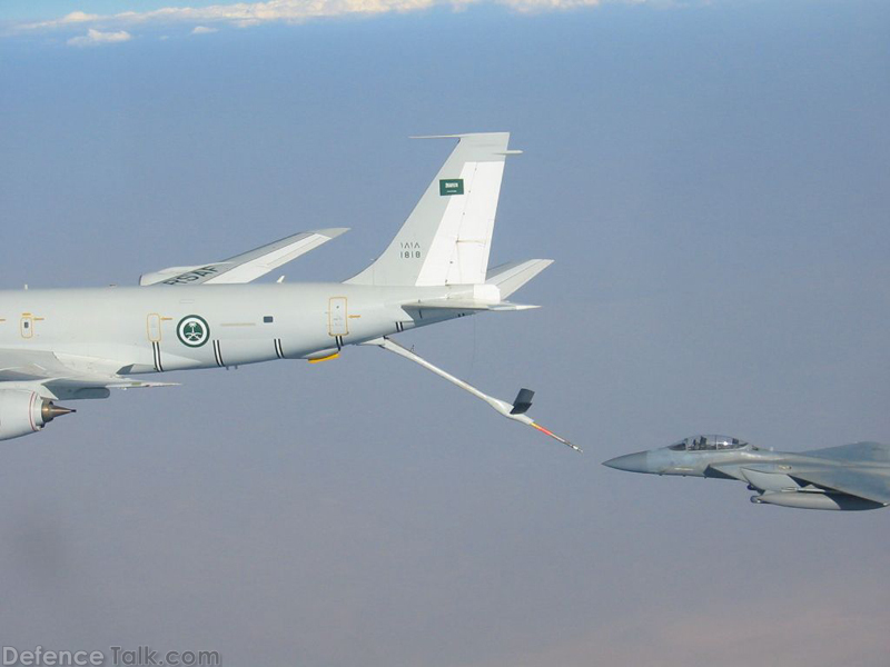 Saudi F-15 Refueling