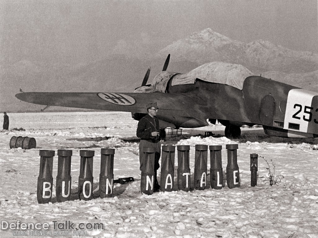 Savoia Marchetti SM-79 "SPARVIERO" - WWII Italian Royal Aviation