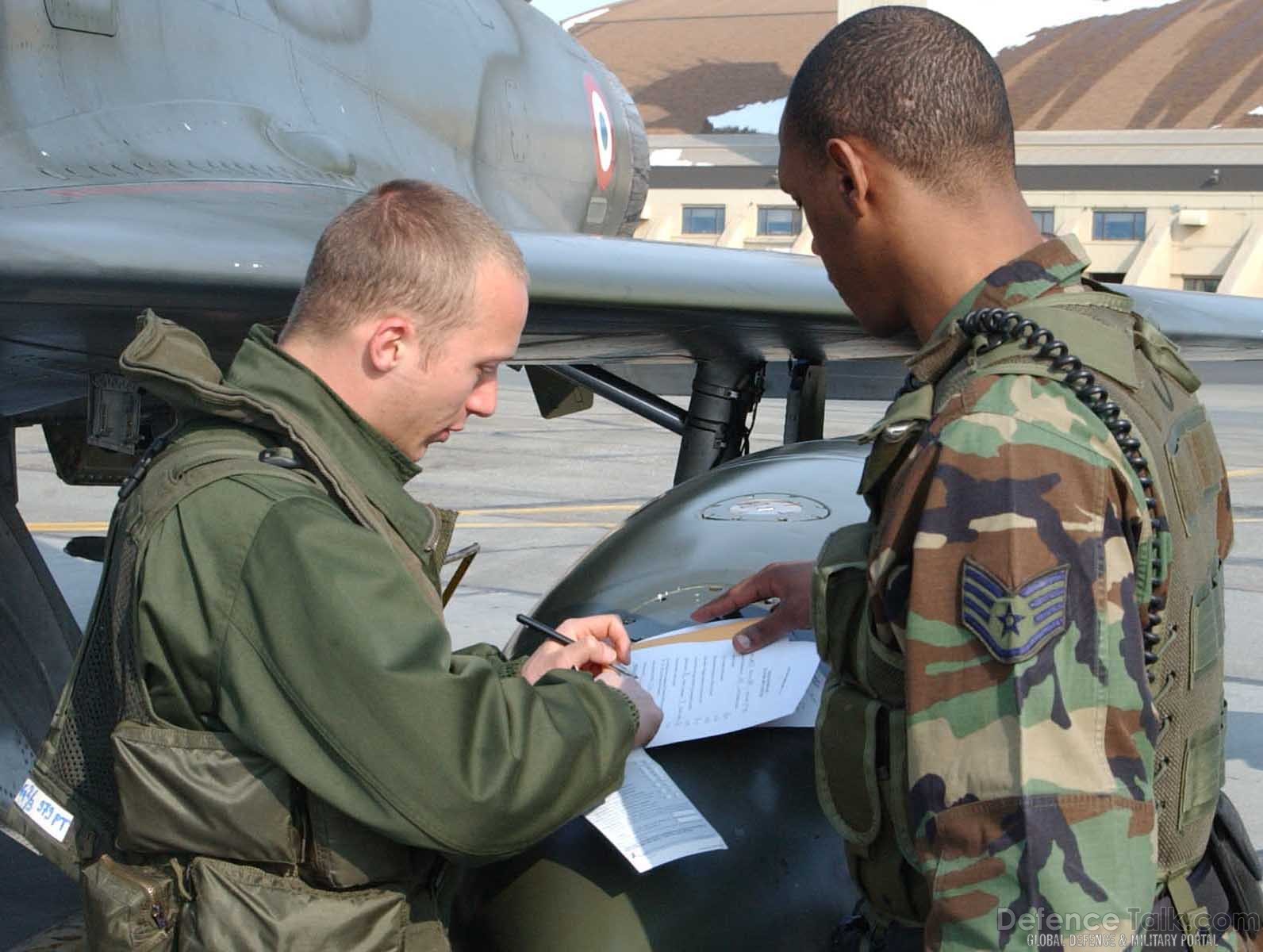 Security forces Airmen - Red Flag 2007, US Air Force