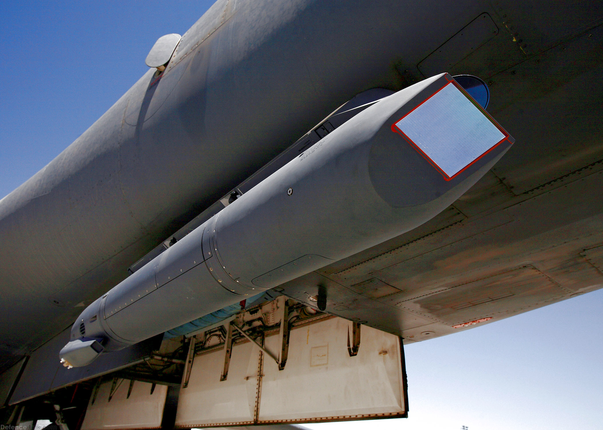 Sniper Pod on USAF B-1B Lancer