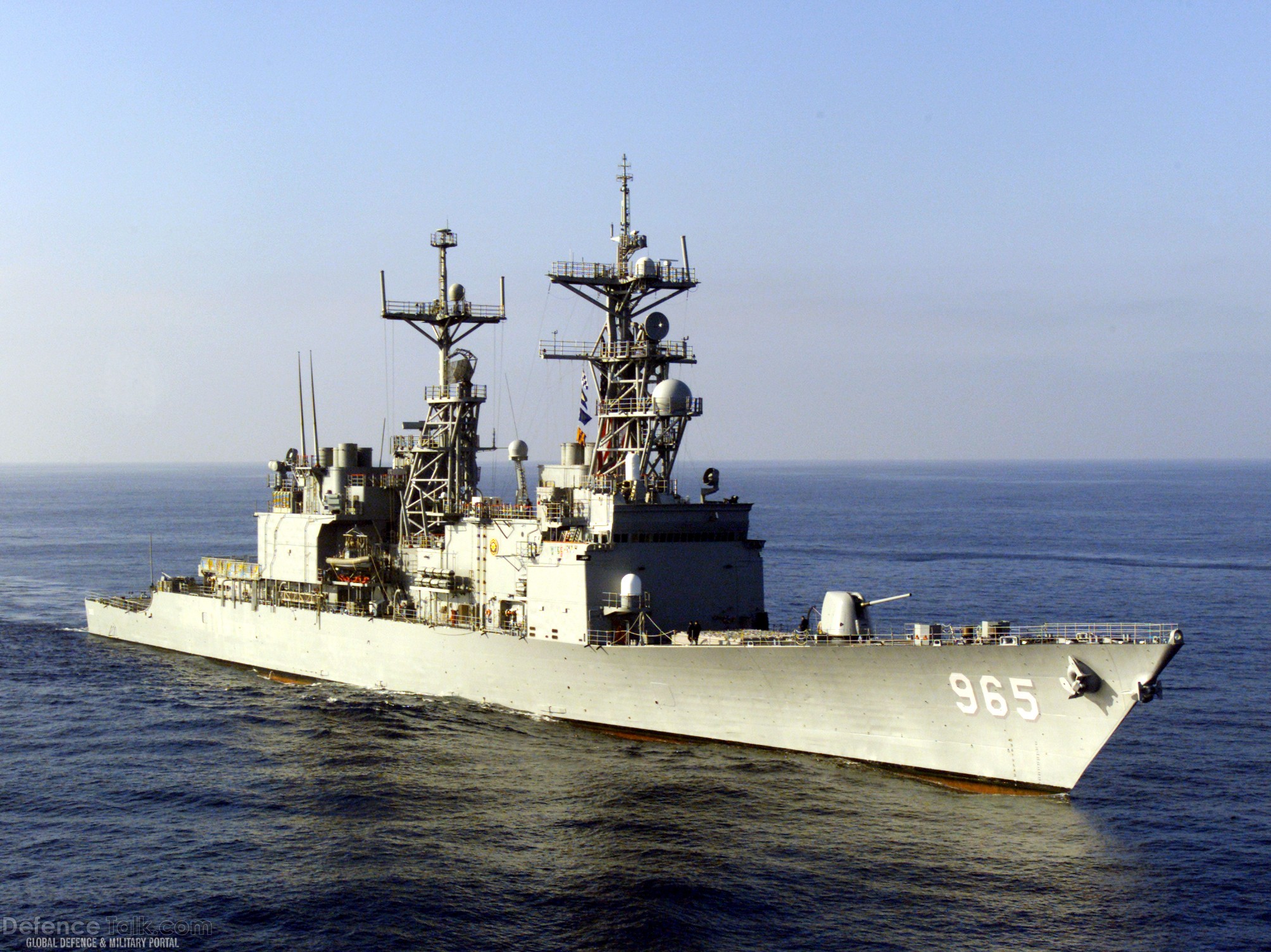 Spruance-class destroyer USS Kinkaid (DD 965) - US Navy