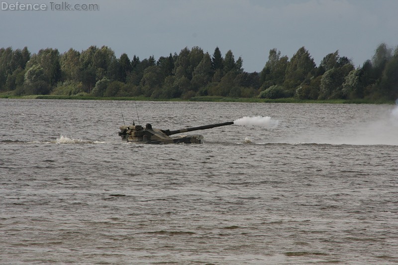 Sprut-SD river crossing