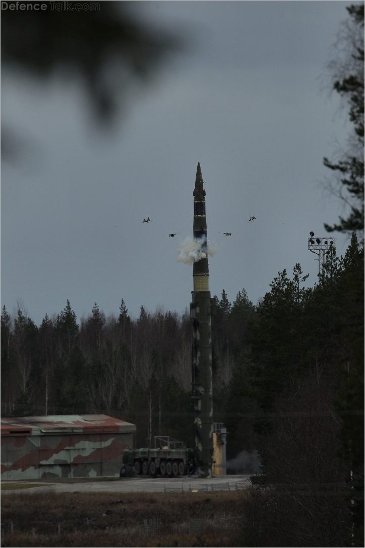 SS-27 Topol Launch