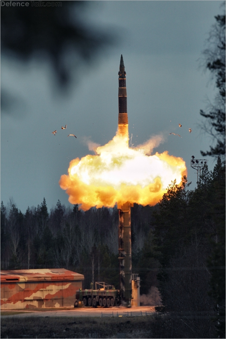 SS-27 Topol Launch