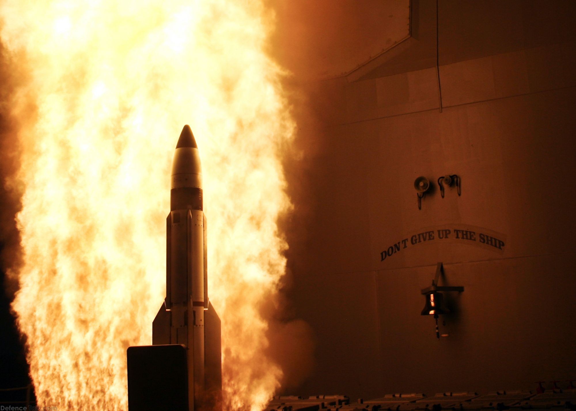 Standard Missile-3 (SM-3) - US Navy AEGIS cruiser USS Lake Erie