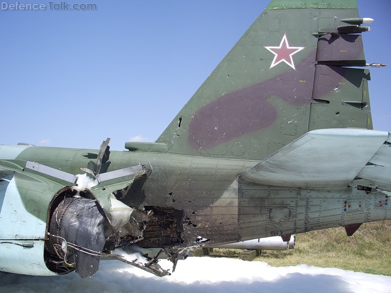 Su-25BM hit by MANPADS over Georgia