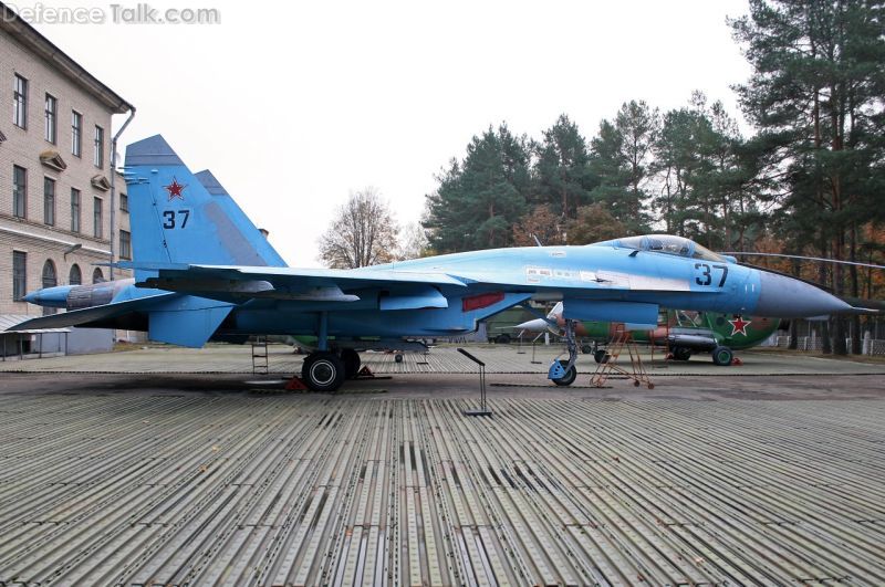 Su-27 Flanker