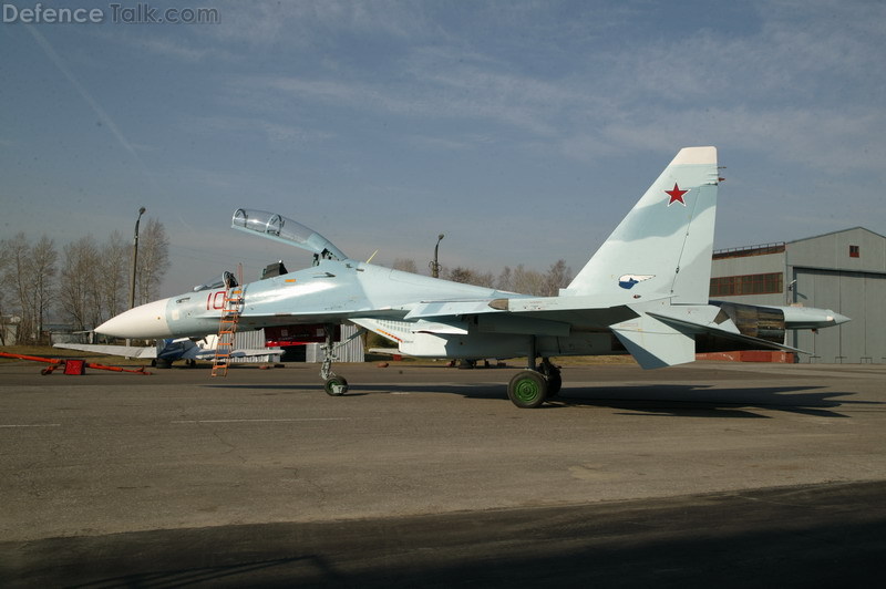 Su-30M2 at KnAAPO