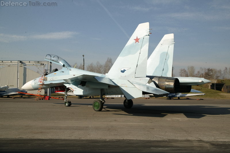 Su-30M2 at KnAAPO