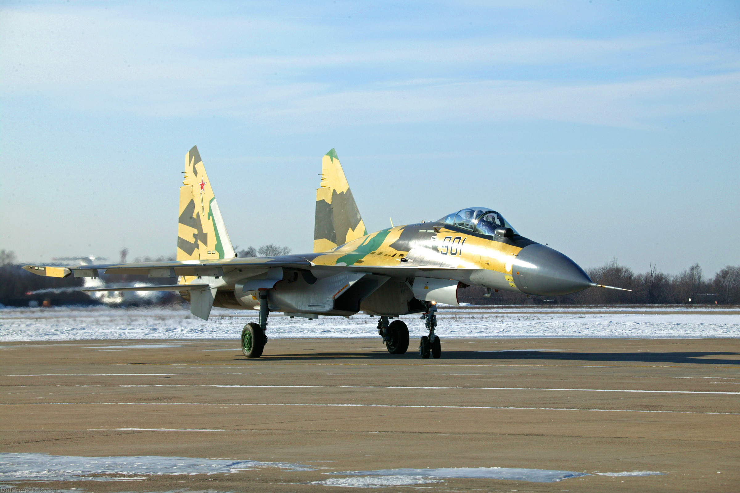 Su-35 Fighter Aircraft - Russian Air Force