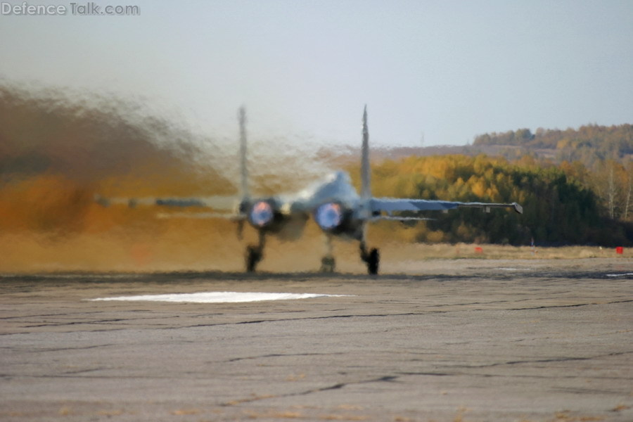 Su-35BM 902