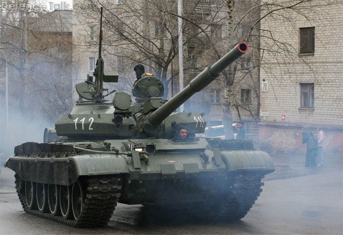 T-62 May 9 2005 Khabarovks, Victory Day parade