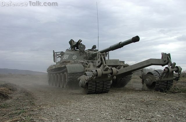 T-62 with mineroller