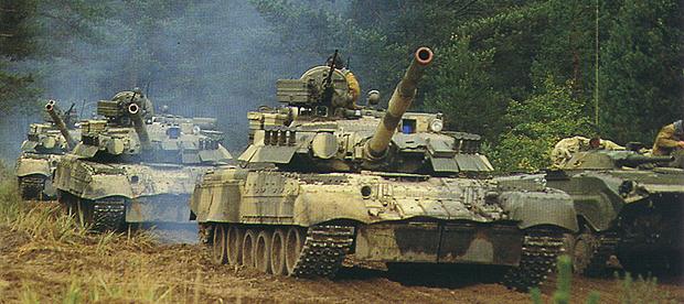 T 80 MAIN BATTLE TANK, RUSSIA.