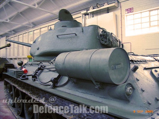 T34/85 side view