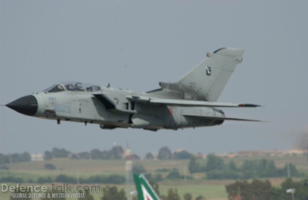 TORNADO - Italian Air Force OPEN DAY 2007