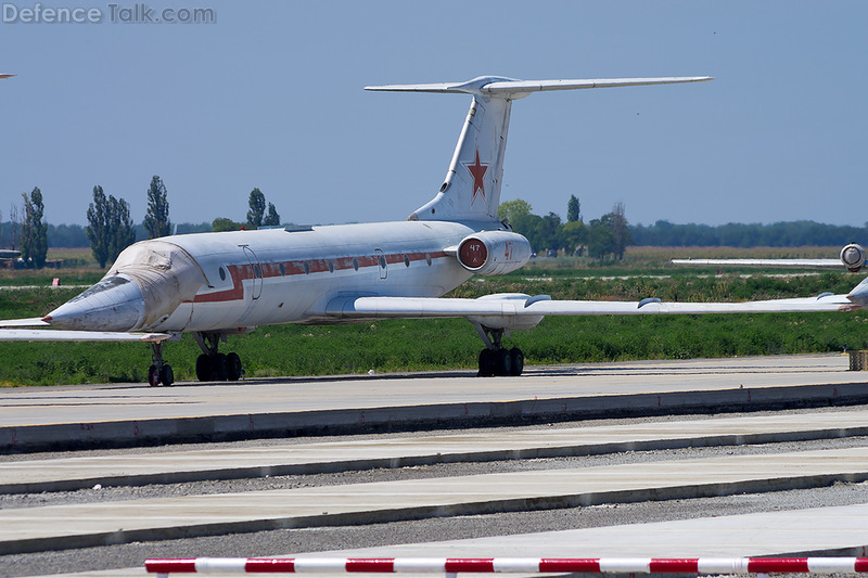 Tu-134UBL