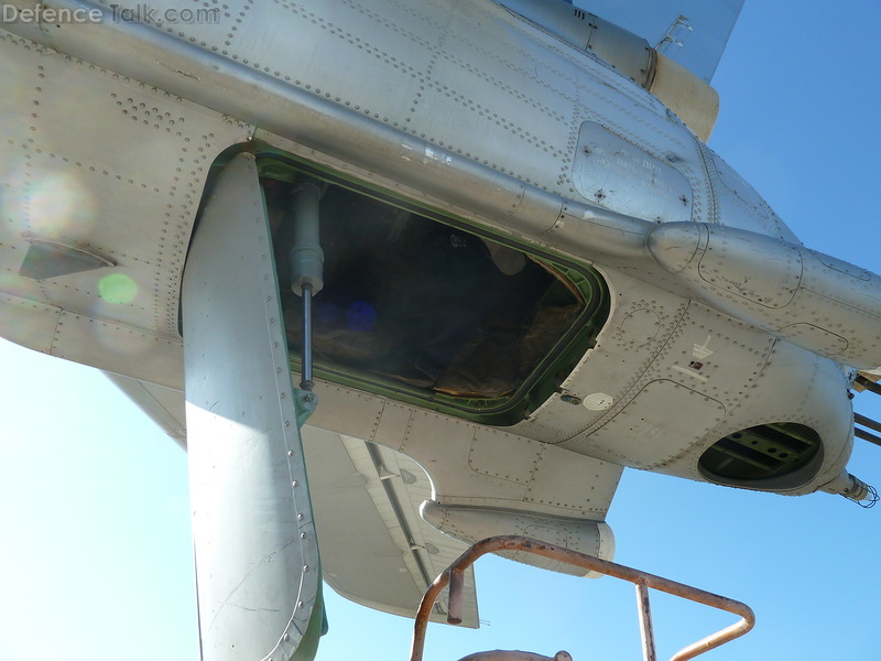 Tu-95MS rear gun pod