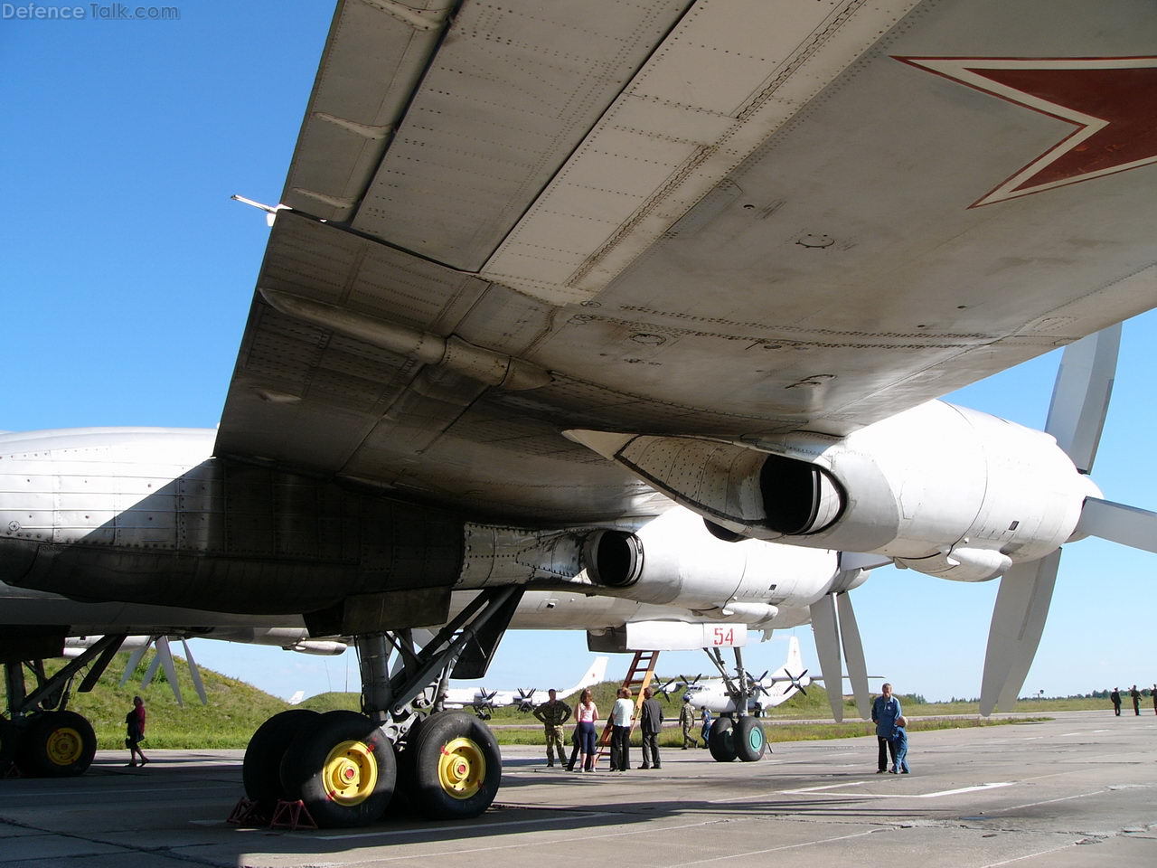 Tu-95MS, Ukrainka airbase