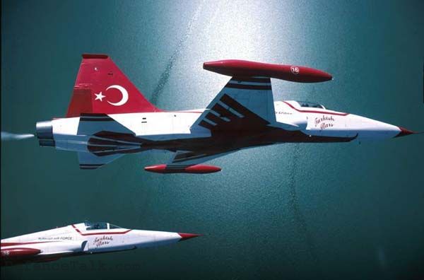 TURKISH STARS (TÃÅRK YILDIZLARI)