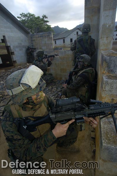 U.S. Marines - Urban Terrain Mount Exercise