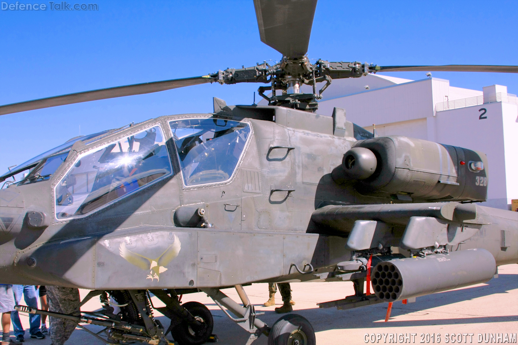 US Army AH-64D Apache Longbow Helicopter Gunship