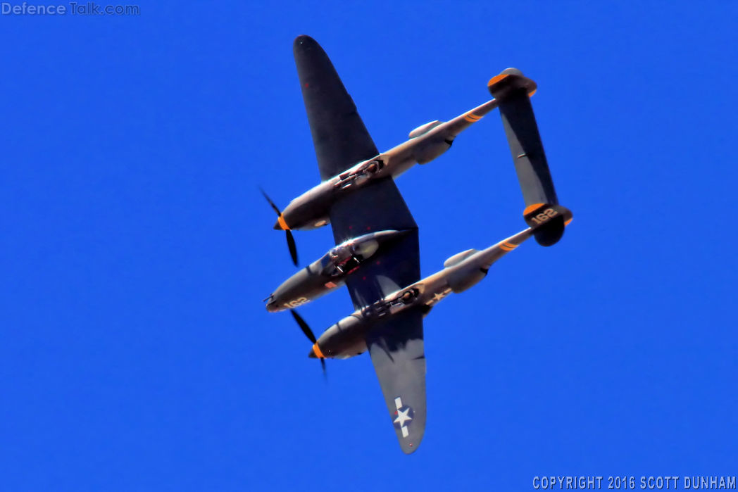 US Army Air Corps P-38 Lightning Fighter Aircraft