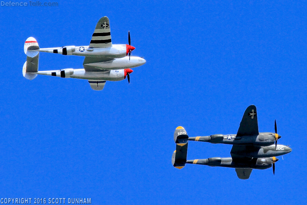 US Army Air Corps P-38 Lightning Fighter Aircraft