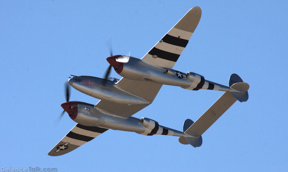 US Army Air Corps P-38 Lightning Fighter