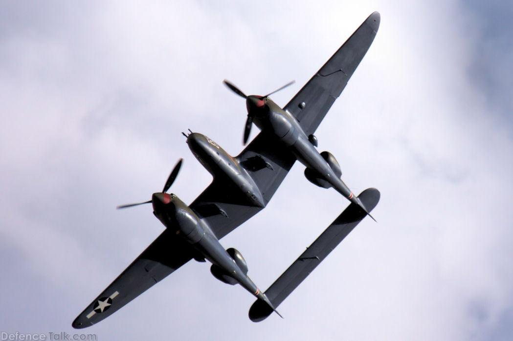 US Army Air Corps P-38 Lightning Fighter