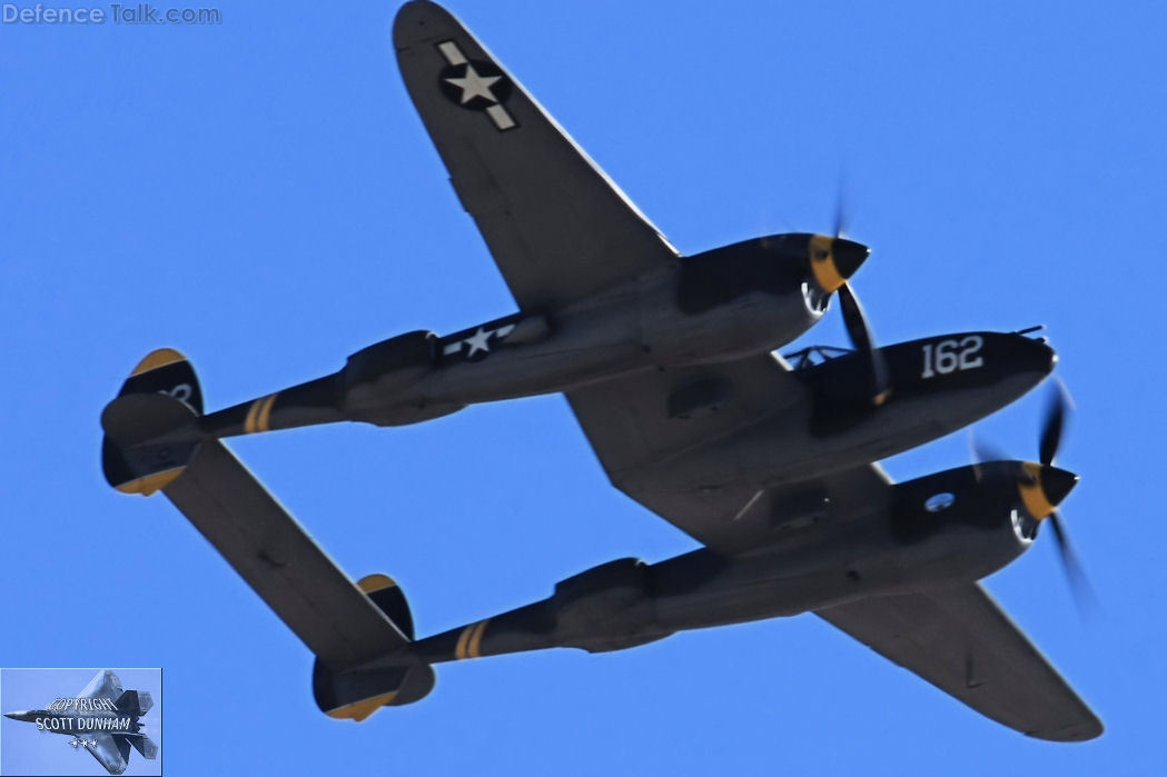 US Army Air Corps P-38 Lightning Fighter