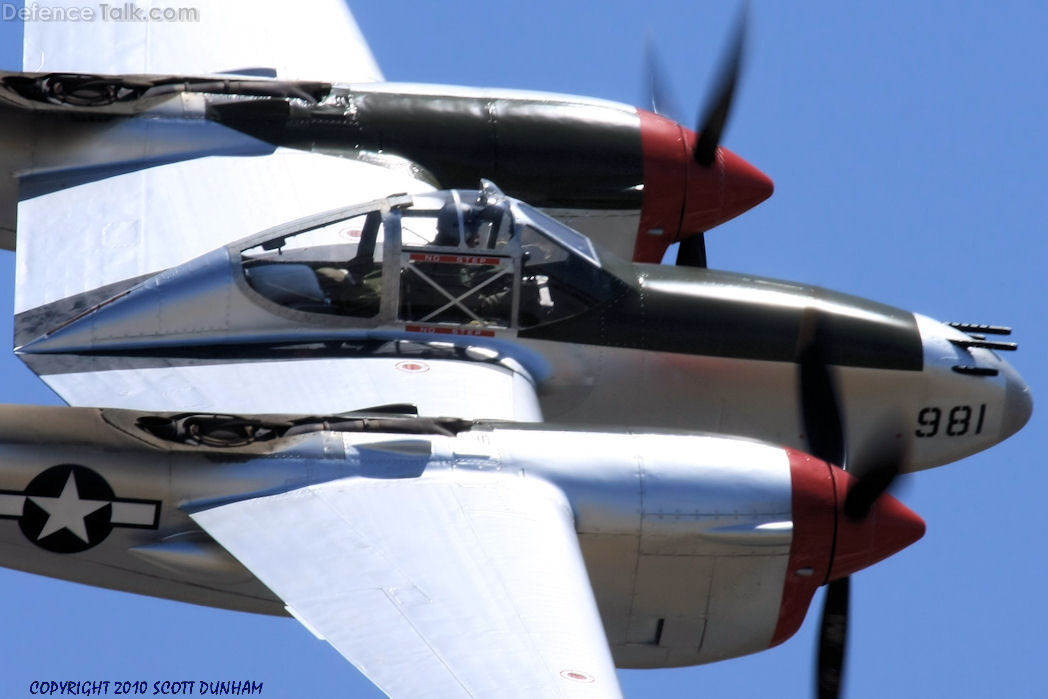 US Army Air Corps P-38 Lightning Fighter