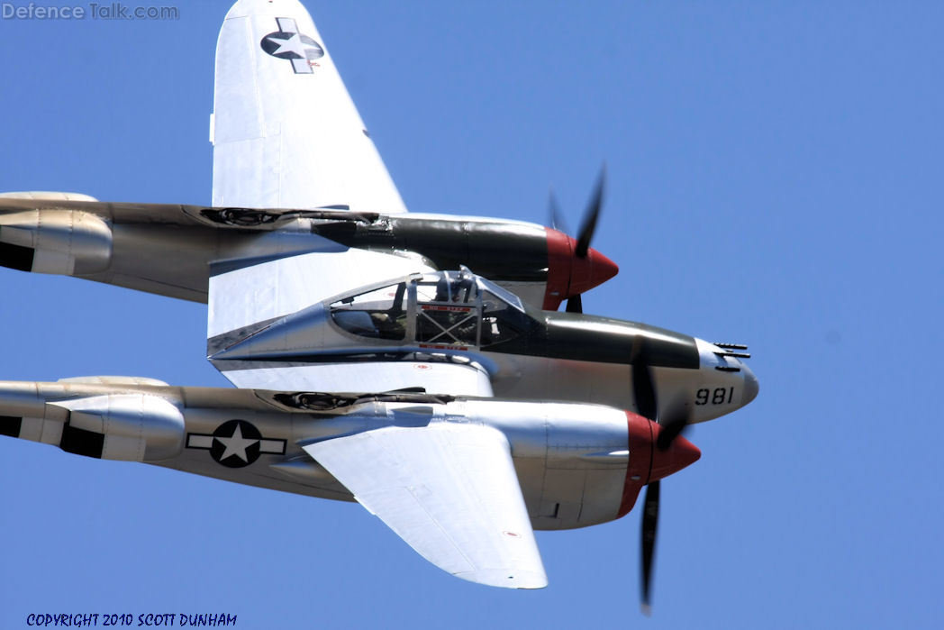 US Army Air Corps P-38 Lightning Fighter