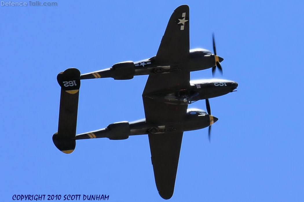 US Army Air Corps P-38 Lightning Fighter