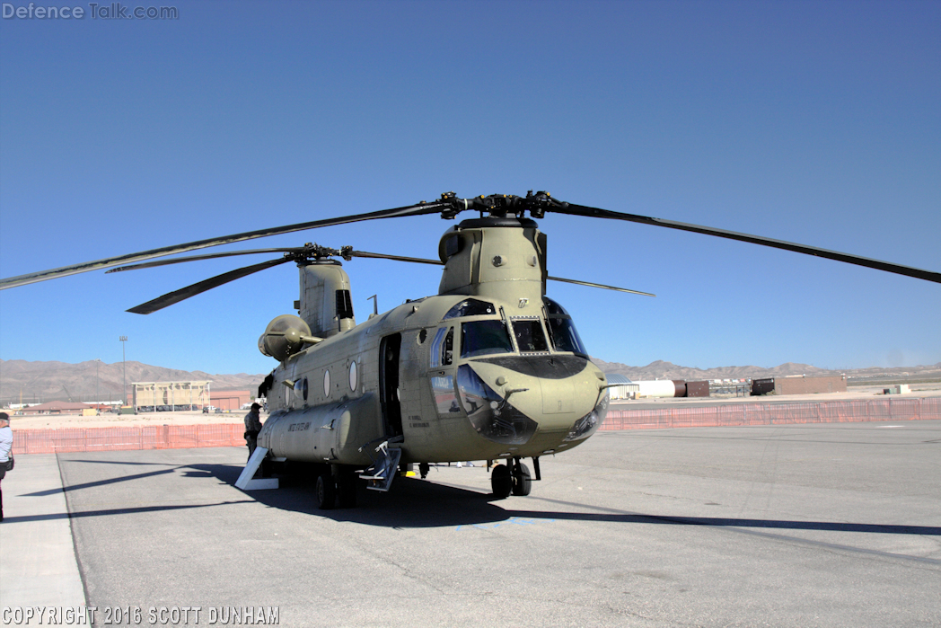 US Army CH-47F Chinook Helicopter