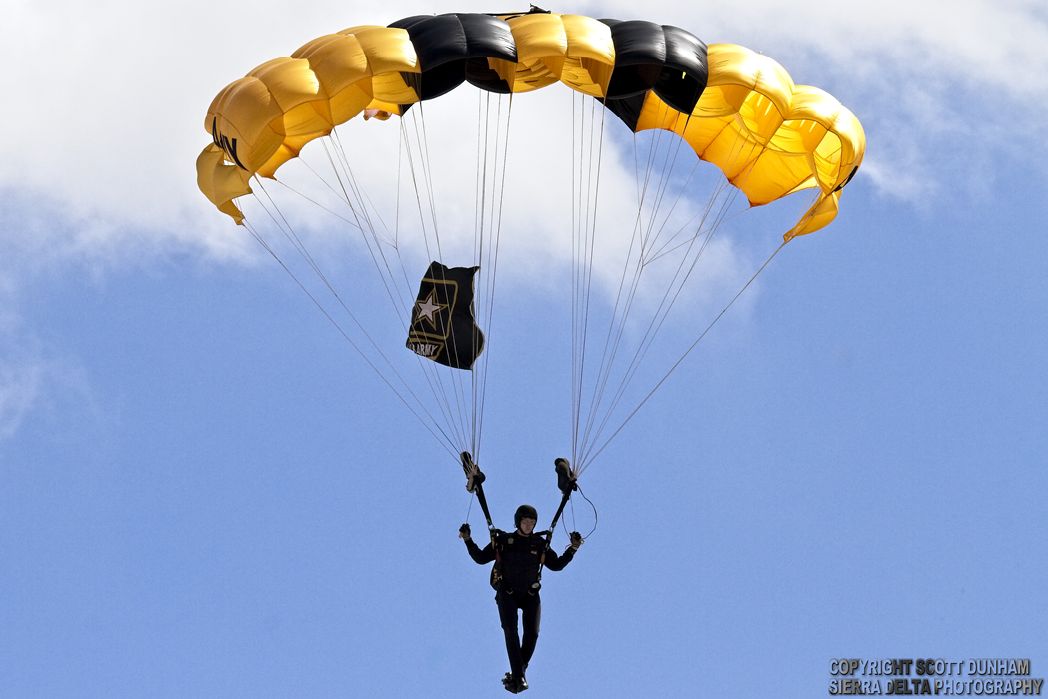 US Army Golden Knights Parachute Demonstration Team