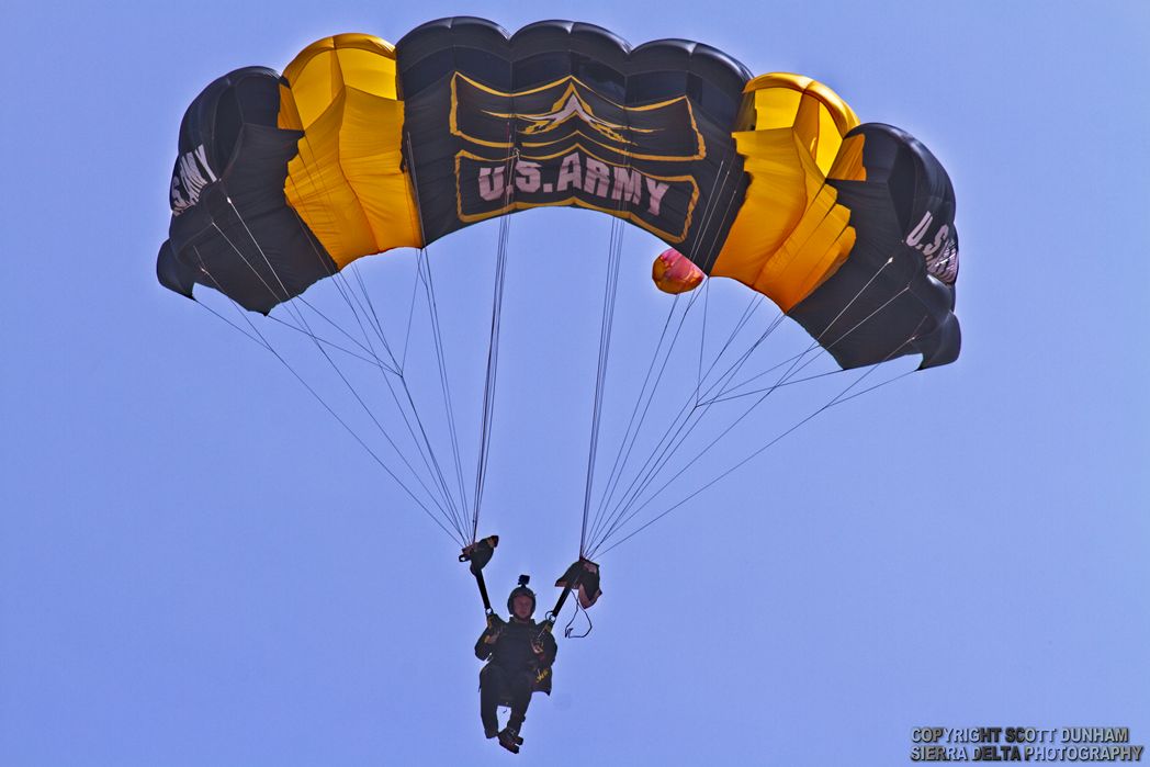 US Army Golden Knights Parachute Demonstration Team