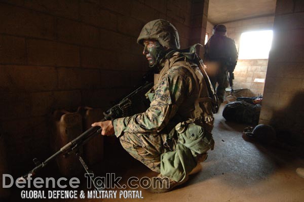 US Marines in Military Operation in Urban Terrain (MOUT)