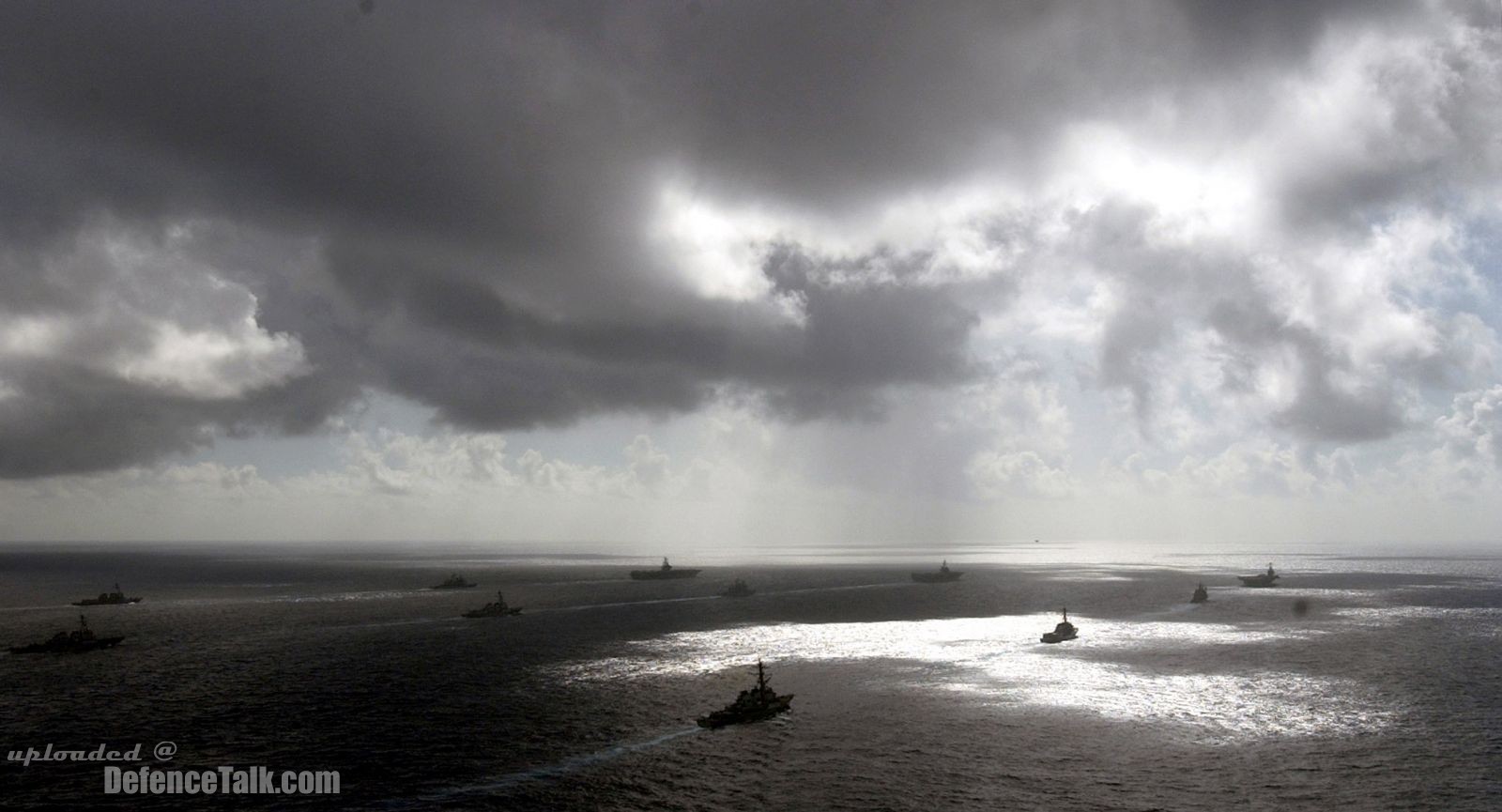 US Navy aircraft carriers - Valiant Shield 2006