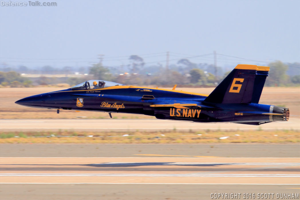 US Navy Blue Angels Flight Demonstration Team F/A-18 Hornet Fighter