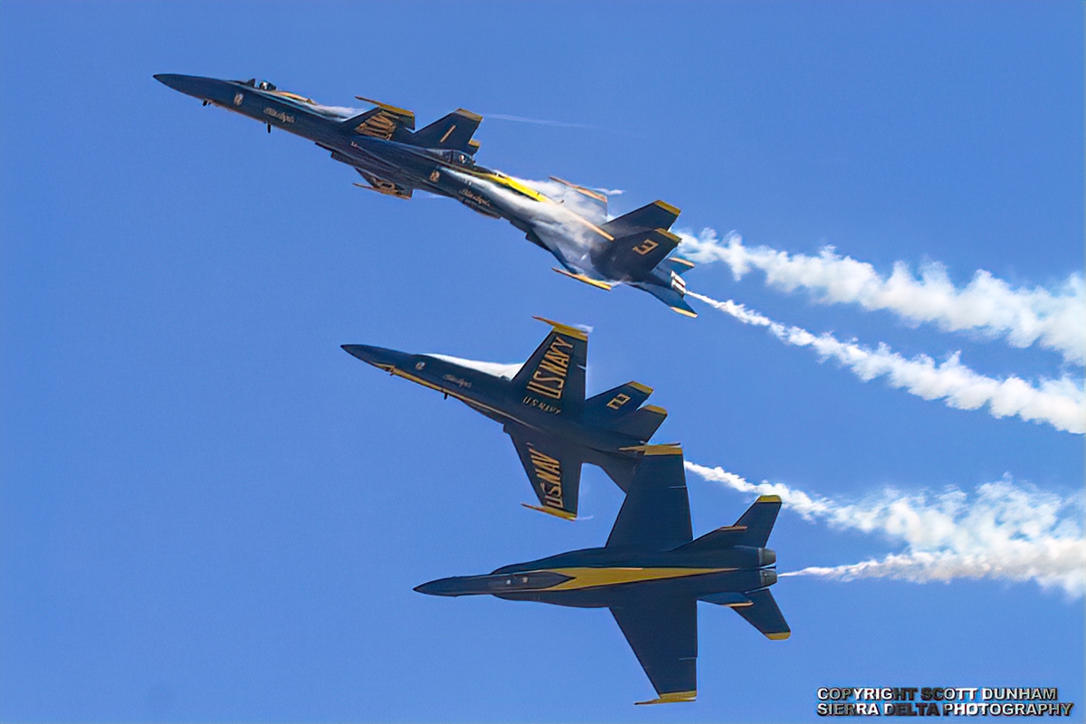 US Navy Blue Angels Flight Demonstration Team F/A-18 Hornet Fighter