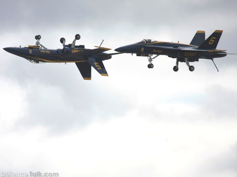 US Navy Blue Angels Flight Demonstration Team