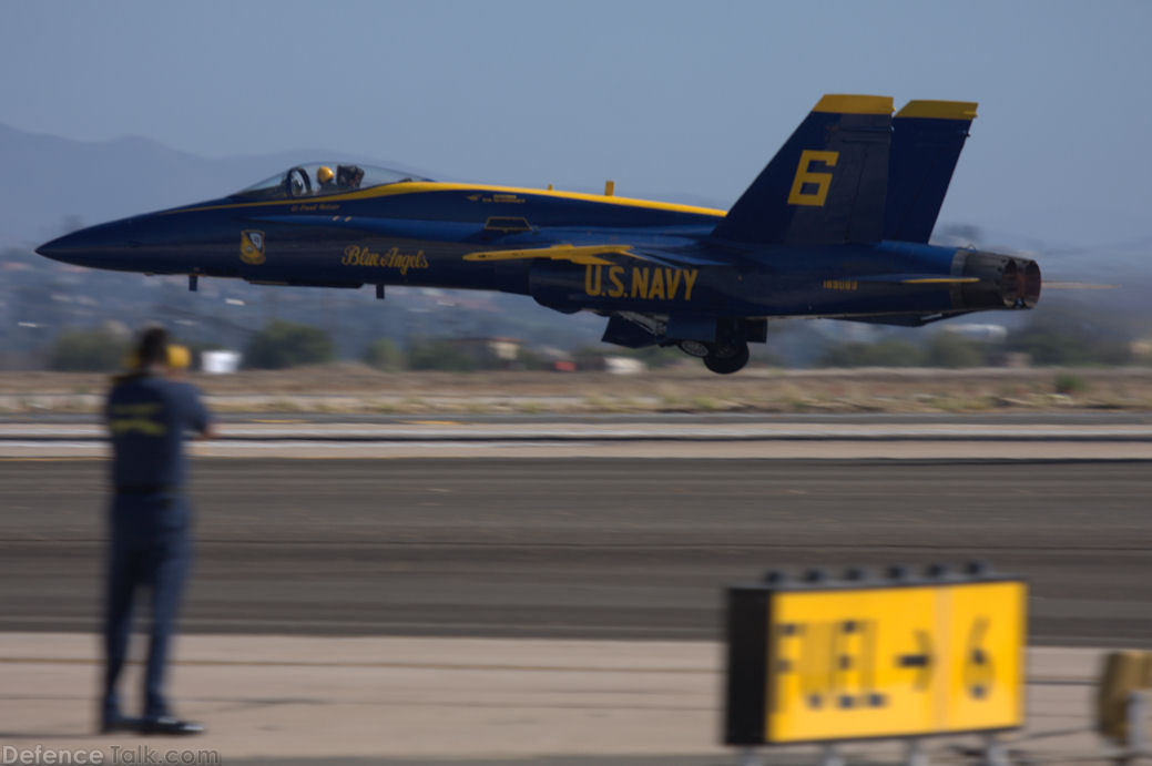 US Navy Blue Angels Flight Demonstration Team